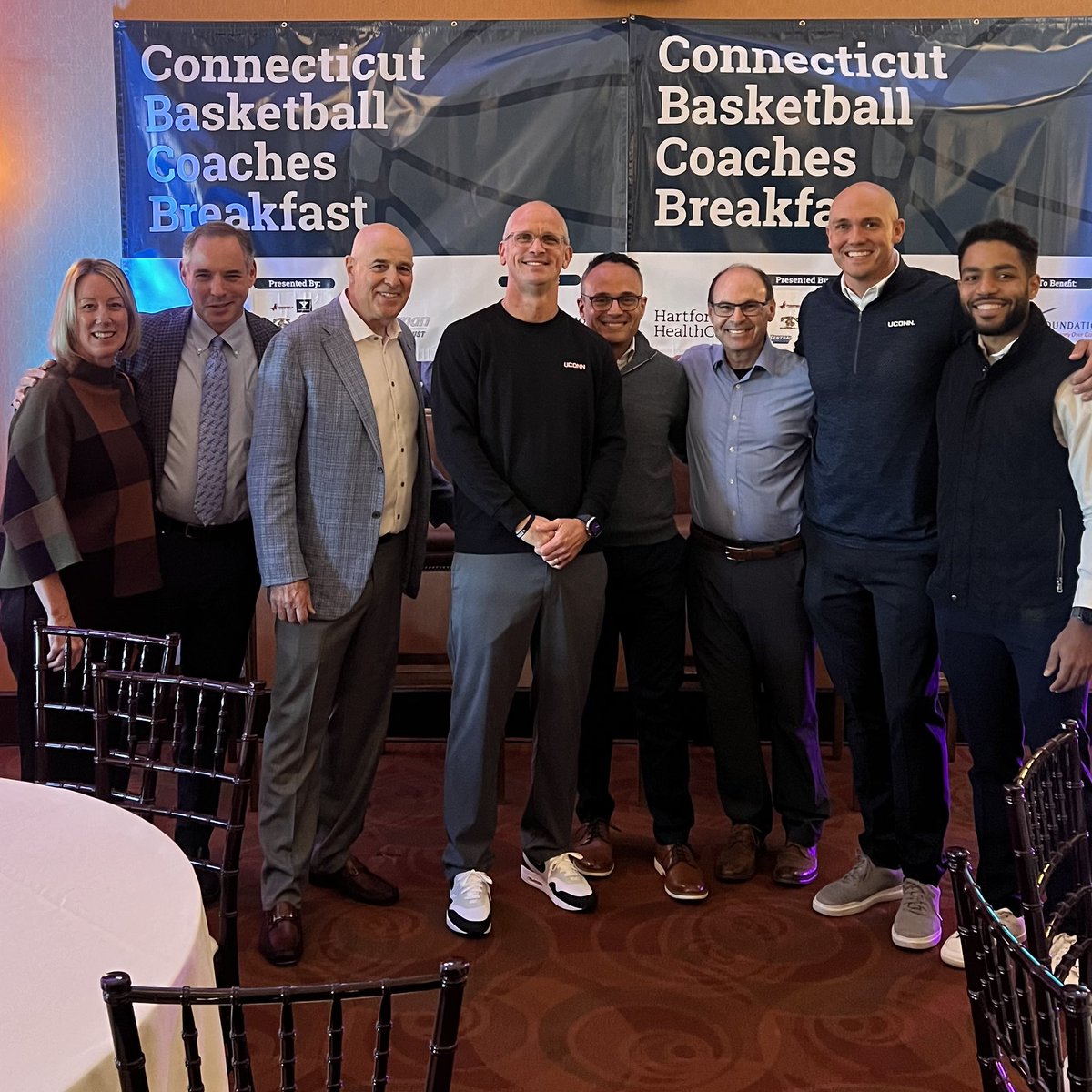 GeoffMatous's tweet image. A perennial highlight supporting the @TheVFoundation and watching @SethOnHoops chop it up with the incredible coaches of CT’s D1 MBB programs.
Conduce Health colleagues and partners enjoyed a great morning. Thanks Coach!