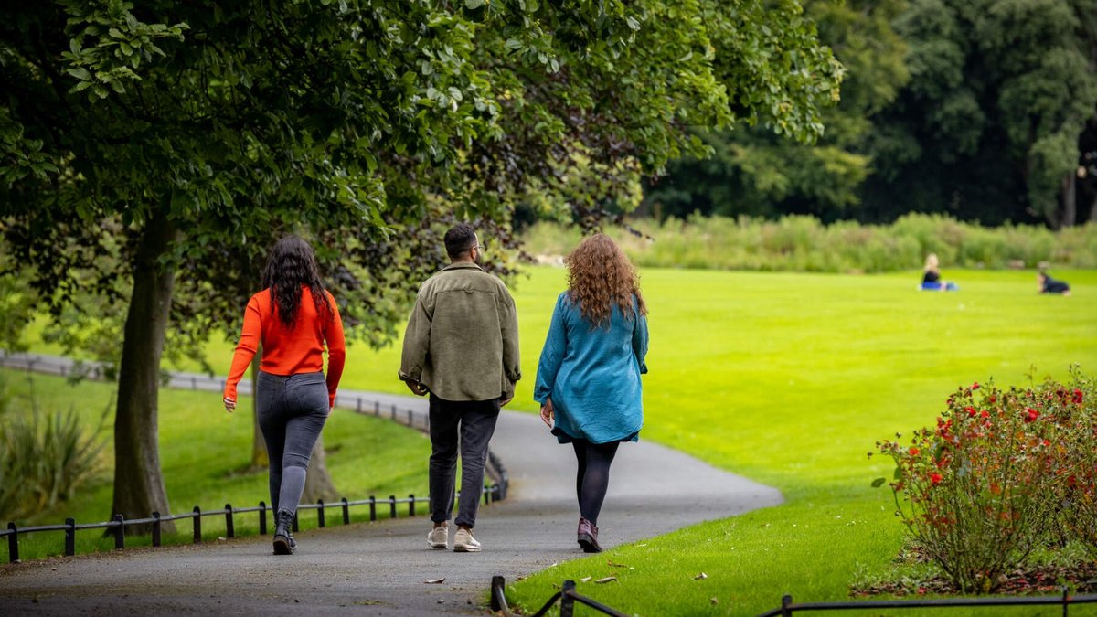 Yesterday was #WorldMentalHealthDay and did you know that Netwalks are a great way of incorporating more activity into work time.

Try a walking meeting instead on an indoor seated one.

Great at increasing productivity and enhancing well-being.

walkderbyshire.org.uk/.../netwalking…