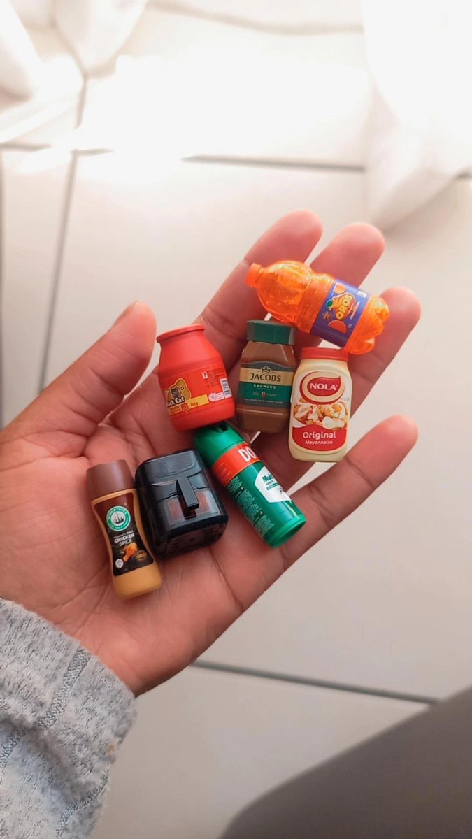 Prudenc41008441's tweet photo. Mara weeeee @CheckersSA , why are you wasting imali??? How about you donate money used on this drive to an orphanage or elderly home???? This is honestly waste of money🤷🏽‍♂️🤷🏽‍♂️🤷🏽‍♂️#Elaine #Drip #Lekau #Kabza #The3StepRitual #liteWKNDS #947WeekoftheWeddingDress https://t.co/adSpYUzJDf