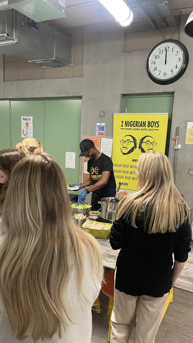 EgressSoftware's tweet image. Yesterday, #TeamEgress celebrated World Mental Health Day and Black History Month by enjoying lunch from a black business while prioritising our team’s well-being. 

We hope everyone took time to prioritise their mental health and thank you to 2 Nigerian Boys for a great lunch!