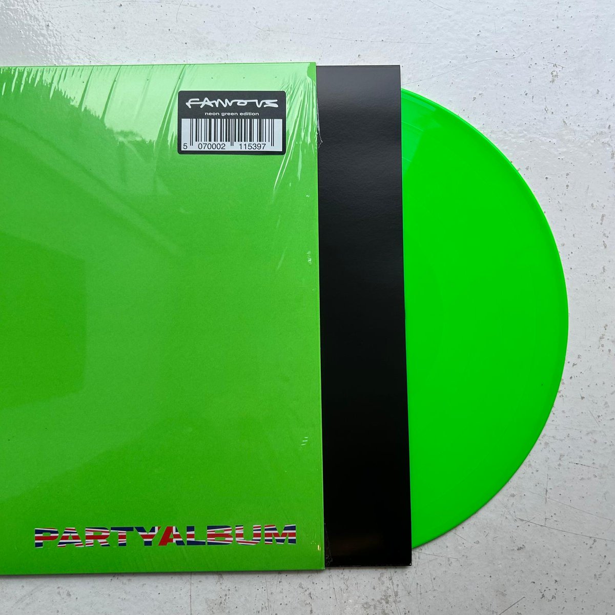 Assai Records (Glasgow) (@assai_glasgow) on Twitter photo #NEWMUSICFRIDAY
Oh it's stacked with goodies today.
🔴 GOAT (<a href="/RocketRecording/">Rocket Recordings</a>)
🔴 <a href="/PaulHeatonSolo/">Paul Heaton</a>
🔴 <a href="/thelindalindas/">The Linda Lindas</a>
🔴 Famous - debut #PartyAlbum (<a href="/untitledrecs/">untitled (recs)</a>)
And many more!
#glasgow #assairecords #paulheaton #NEWMUSICFRIDAY
Oh it's stacked with goodies today.
🔴 GOAT (<a href="/RocketRecording/">Rocket Recordings</a>)
🔴 <a href="/PaulHeatonSolo/">Paul Heaton</a>
🔴 <a href="/thelindalindas/">The Linda Lindas</a>
🔴 Famous - debut #PartyAlbum (<a href="/untitledrecs/">untitled (recs)</a>)
And many more!
#glasgow #assairecords #paulheaton