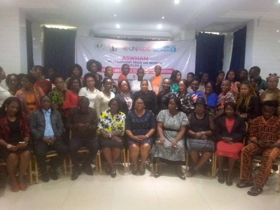MobilePunch's tweet photo. 𝐒𝐭𝐚𝐤𝐞𝐡𝐨𝐥𝐝𝐞𝐫𝐬 𝐜𝐨𝐦𝐦𝐢𝐭 𝐭𝐨 𝐞𝐧𝐝𝐢𝐧𝐠 𝐦𝐨𝐭𝐡𝐞𝐫-𝐜𝐡𝐢𝐥𝐝 𝐇𝐈𝐕/𝐀𝐈𝐃𝐒 𝐭𝐫𝐚𝐧𝐬𝐦𝐢𝐬𝐬𝐢𝐨𝐧 𝐢𝐧 𝐍𝐢𝐠𝐞𝐫𝐢𝐚

The Association of Women Living with HIV/AIDS in Nigeria has called for a commitment on the part of the government and stakeholders to end the transmission of mother-child HIV/AIDS.

https://t.co/dQQlnnMIby