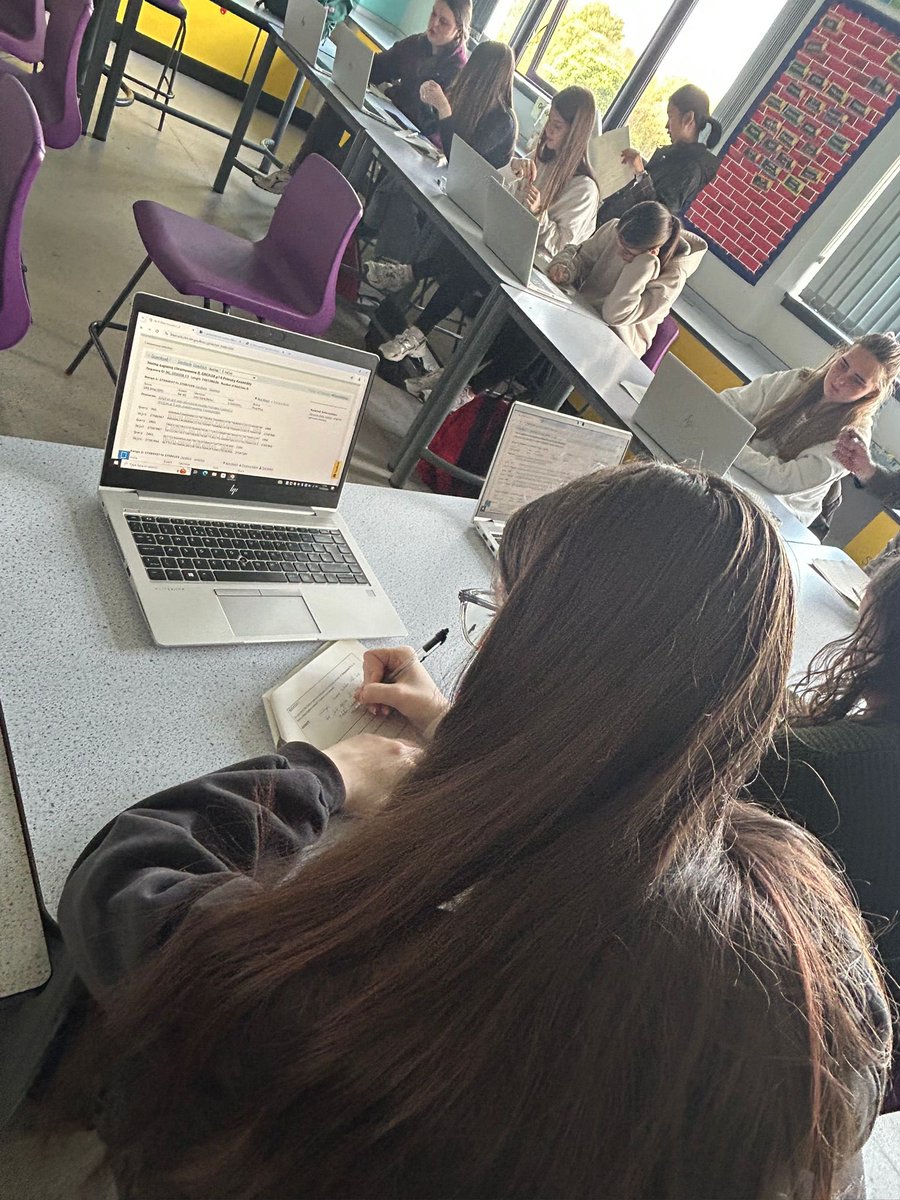 University of Edinburgh. School of biological sciences came in today to talk about Bioinformatics: the power of computers in biology. Dr Daniel Barker and phd student Chenxi Zhang.