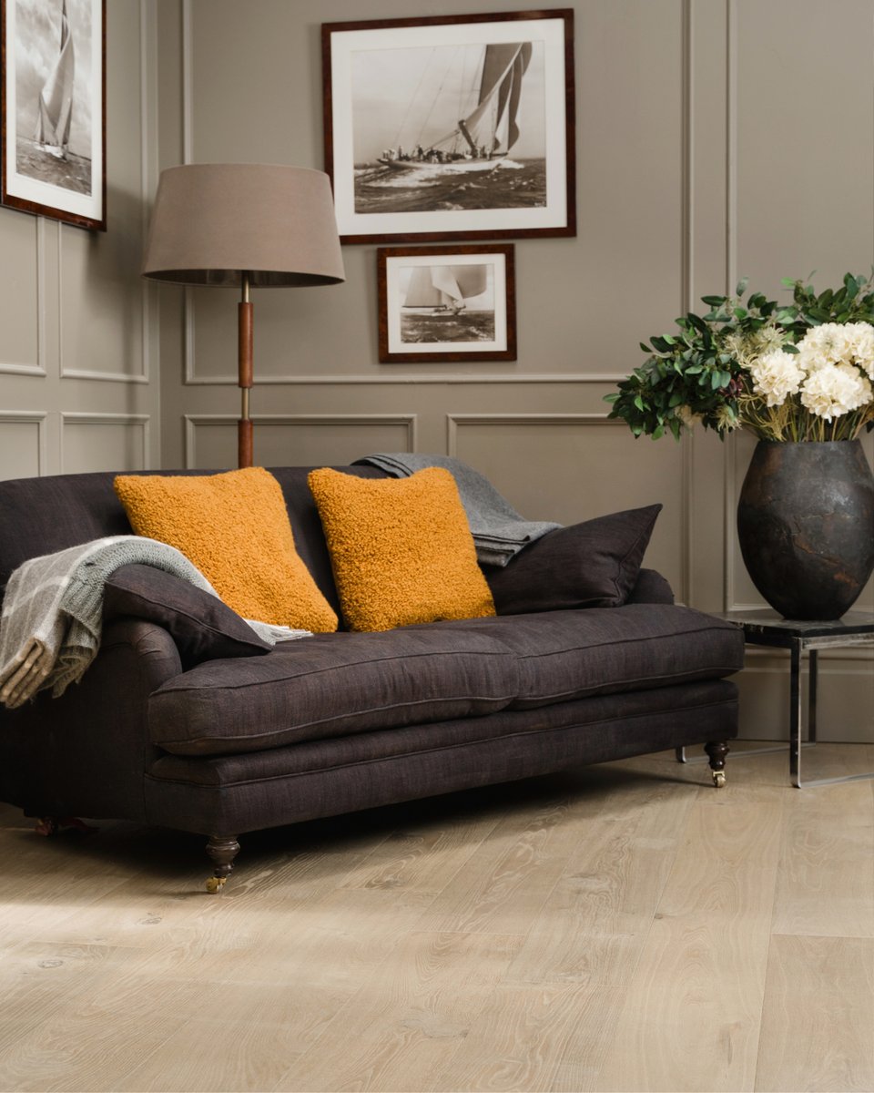 TheBeswickStone's tweet photo. Introducing Cotton Mill B11+B12, the palest oak shade in our new collection. 

The gorgeous oaty shades of this floor pair beautifully with warm &amp; neutral tones of grey or greige – and can be accented with colourful furniture for a stunning bold impact. 

https://t.co/uxDlhbHZxw https://t.co/oaalmfOw6H