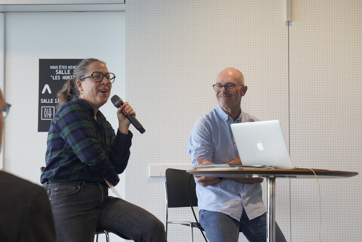 cap_com's tweet image. 🔍 En parallèle, Estelle Soleillant et Éric Fourboul décryptent l’impact énergétique de nos campagnes de #comnumerique et échangent avec les participants sur les manières de réduire au mieux cet impact  🙋