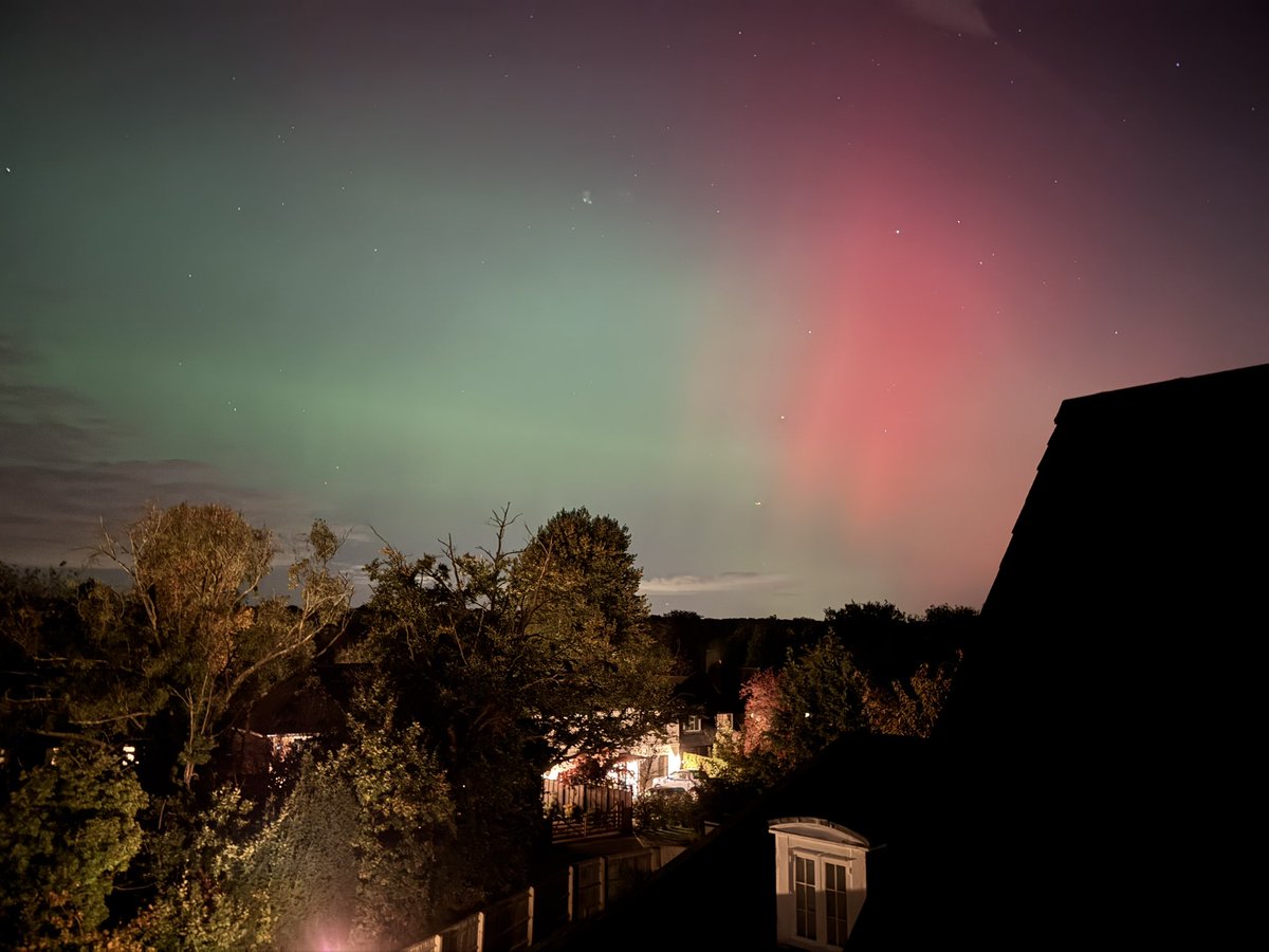 simonmalcolm's tweet image. Finally saw the Northern Lights at home last night.