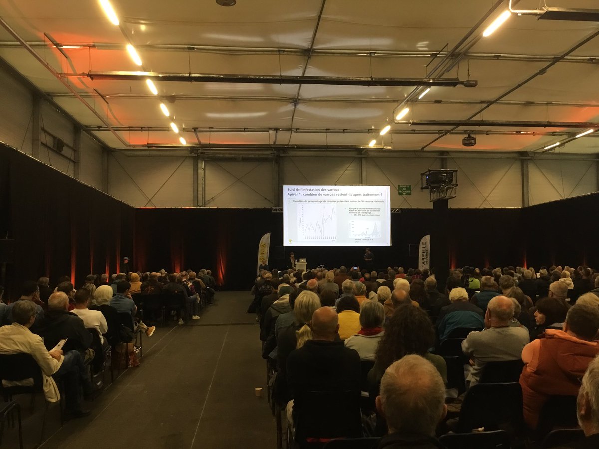Le sanitaire est clé en #Apiculture. La <a href="/fnosad_lsa/">Fnosad-LSA</a> fait salle comble sur #varroa