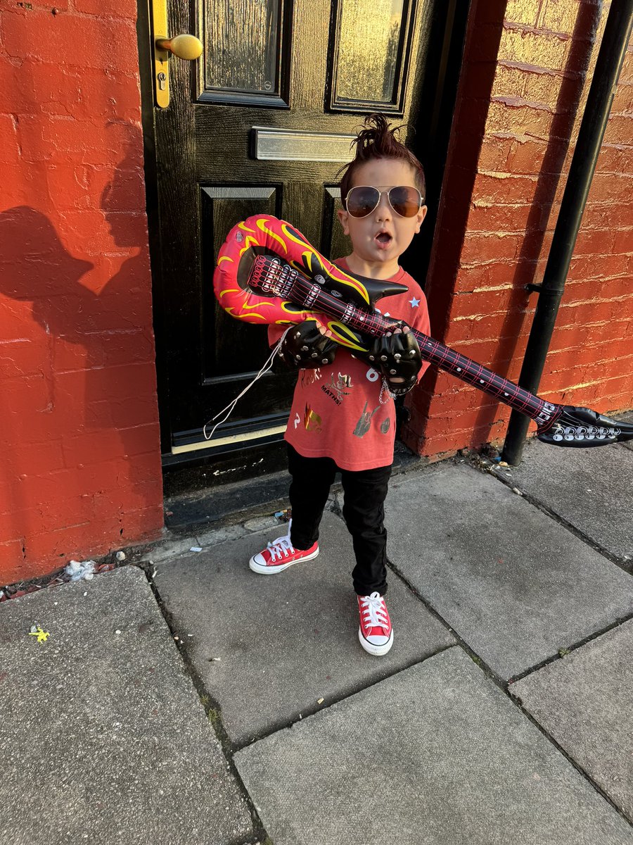 Excited boy this morning <a href="/stmonicasbootle/">stmonicasbootle</a>