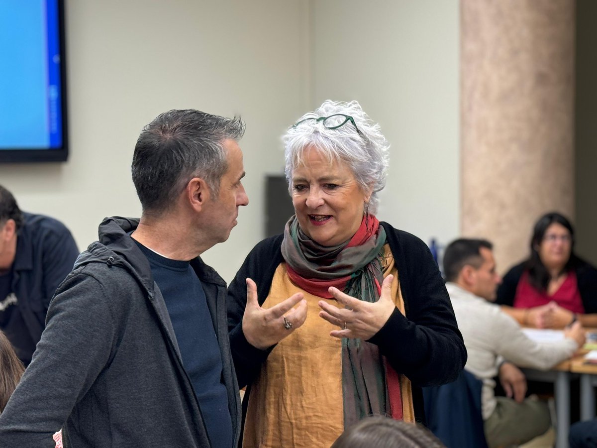 LID Barcelona - Centre de Lideratge Educatiu (@lid_barcelona) on Twitter photo ¿Qué hace de nuestra escuela una organización que aprende? Compartimos entre escuelas en el Programa de #liderazgopedagógico <a href="/EscolapiosBTN/">Escolapios Betania</a> ¿Qué hace de nuestra escuela una organización que aprende? Compartimos entre escuelas en el Programa de #liderazgopedagógico <a href="/EscolapiosBTN/">Escolapios Betania</a>