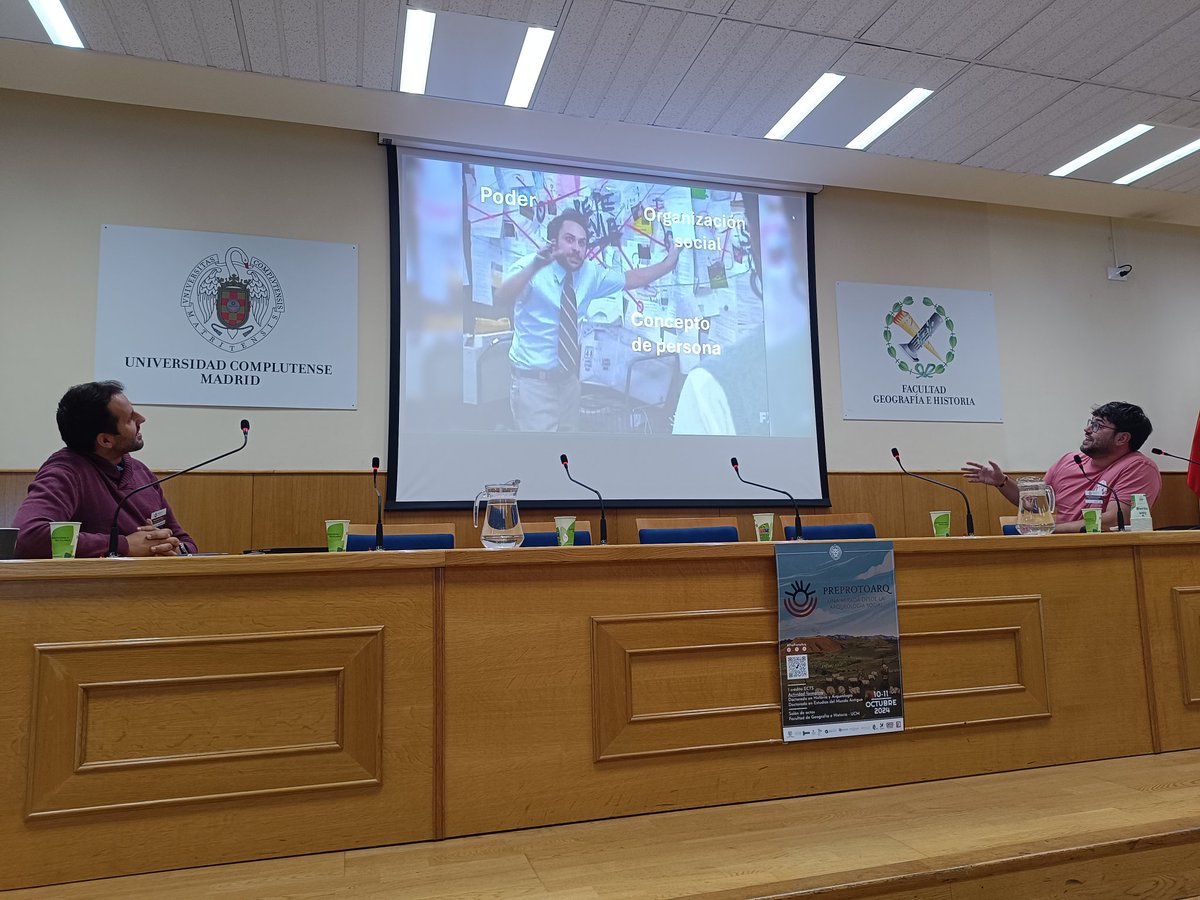 PreProtoArq's tweet image. Guillermo Díaz de Liaño (@GuilletheGoonie), del @MOLArchaeology, nos hace reflexionar sobre el concepto de persona en el mundo arganizo. #PreProtoArq