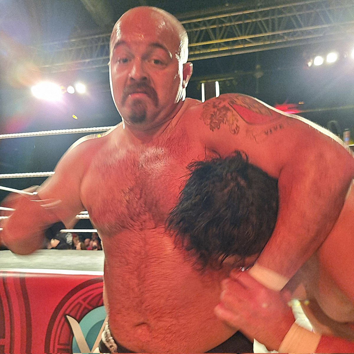 honeycakeman's tweet photo. This pic is a sweet advertisement for watching wrestling live! You gotta experience the feeling of someone like @1called_manders hitting his opponent directly in front of your face. 
@wXwGermany @Hideki55Suzuki https://t.co/iFPontDqrQ