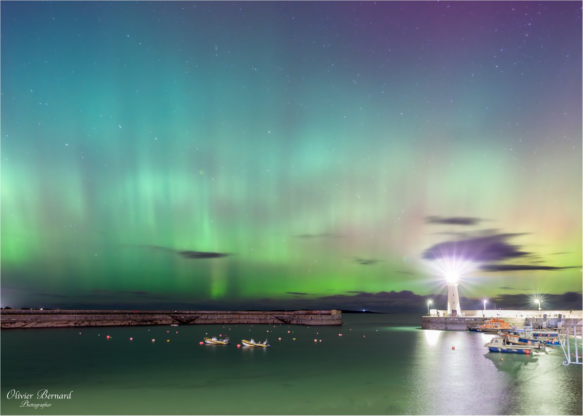 Aurora Borealis over Northern Ireland's sky at Donaghadee <a href="/barrabest/">Barra Best</a> <a href="/WeatherCee/">Cecilia Daly</a> <a href="/angie_weather/">angie phillips</a> <a href="/BelfastHourNI/">#BelfastHour</a> <a href="/UlsterWildlife/">Ulster Wildlife</a>
<a href="/NatureMattersNI/">Nature Matters NI 🌍</a> <a href="/DiscoverNI/">Northern Ireland</a> <a href="/CopelandBirdObs/">Copeland Bird Obs.</a>
<a href="/carolinenolan99/">Caroline Nolan</a> #BelfastHour <a href="/DonaghadeeRNLI/">Donaghadee Lifeboat</a>
<a href="/bbcniweather/">BBC NI Weather</a> <a href="/QRadioOfficial/">QRadio</a> <a href="/BelfastLive/">Belfast Live</a> <a href="/nmdcouncil/">NewryMourneDown</a>