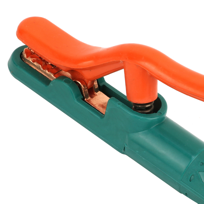 EthanCui03's tweet photo. High Quality Copper Welding Electrode Holder，300A, 500A, 600A, 800A, and 1000A are optional.Welcome Inquire!
📷One-stop tools station,over 3000+SKU. Ask me for E-catalogue
📷WhatsApp/WeChat/Phone:+8615318583935
📷ethan@hanbangtools.com
#electrodeholder #weldingtools #handtools https://t.co/LUg0tHHkI2