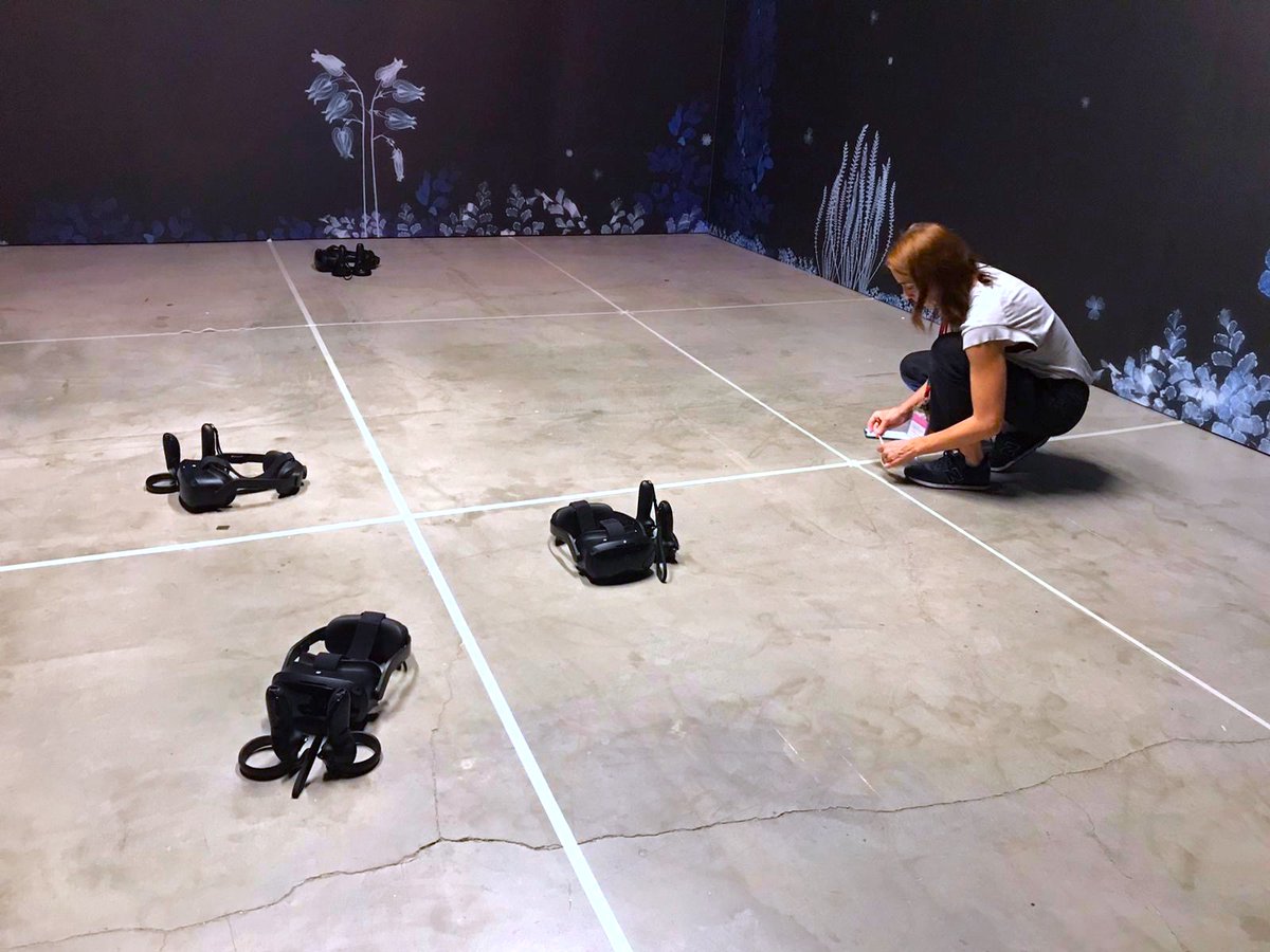 🇹🇼 𝙗𝙚𝙖𝙧 𝙢𝙮 𝙨𝙤𝙪𝙡 in Taiwan 🇹🇼

#KaoshiungFilmFestival #XR Competition is ON!  

𝙗𝙚𝙖𝙧 𝙢𝙮 𝙨𝙤𝙪𝙡 is part of the nominees, and Josephine Derobe, the director, is there to take care of the #VR installation and welcome visitors.  

Until Oct. 27th 🏁
#KFF #KFF2024