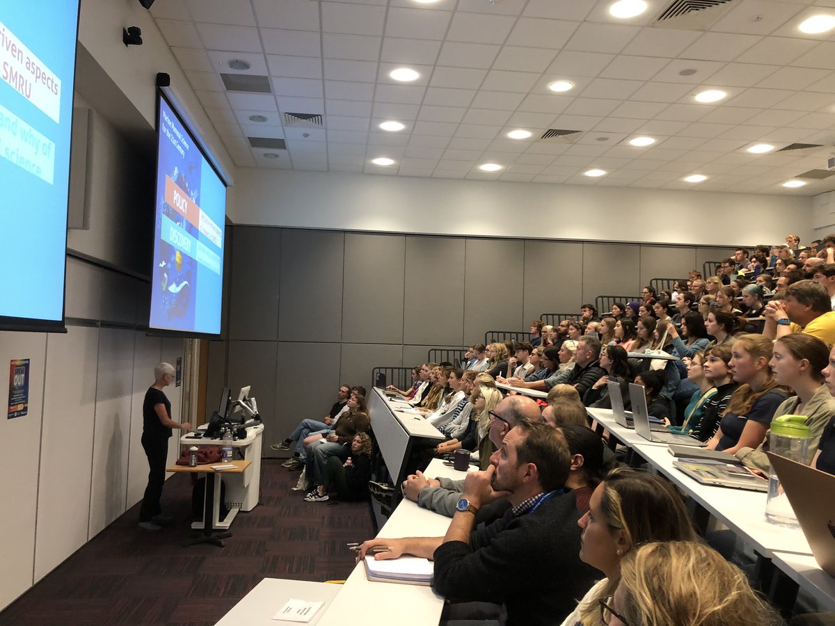 NicolaWeber's tweet image. It has been a pleasure to host @carolspaks at @UniExeCEC &amp;amp;reminisce about my undergrad days at St Andrews and more importantly to help strengthen and foster new collaborations between researchers&amp;amp;students here in @ExeterMarine &amp;amp; @_SMRU_