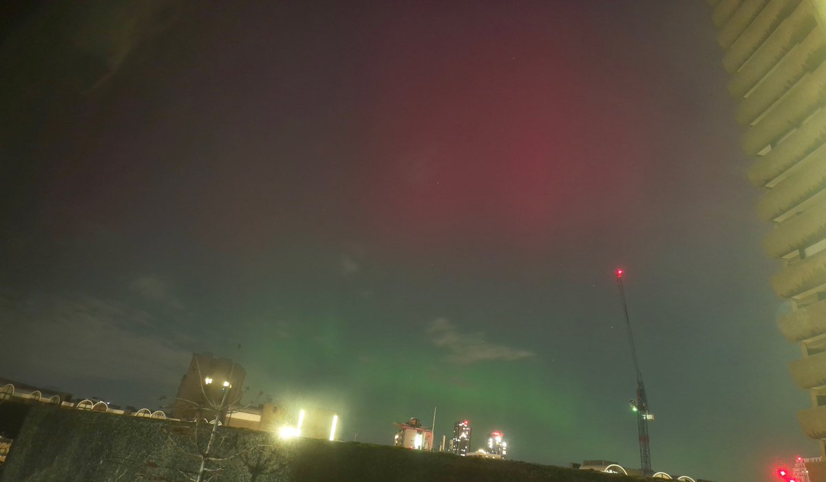 BenM (@stargazerben) on Twitter photo At 00:22 today the Northern lights were captured automatically by my computer in Barbican, central London. It used the alerts from <a href="/aurorawatchuk/">AuroraWatch UK</a>. The pix is a 15 sec exposure and brightened on my phone. At 00:22 today the Northern lights were captured automatically by my computer in Barbican, central London. It used the alerts from <a href="/aurorawatchuk/">AuroraWatch UK</a>. The pix is a 15 sec exposure and brightened on my phone.