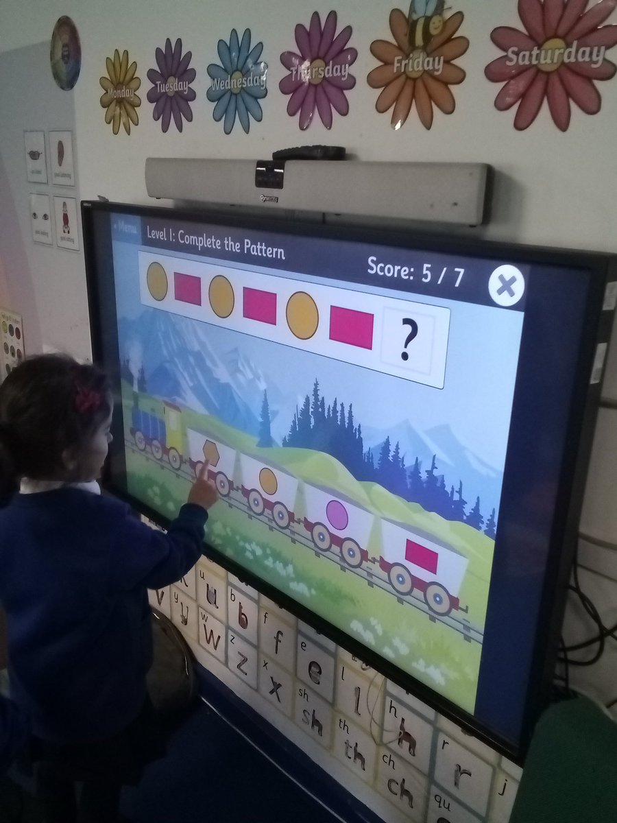 HillsideRec's tweet photo. We have continued learning about patterns this week and the children are loving completing the missing parts and making their own! https://t.co/zZroe3Hrd3