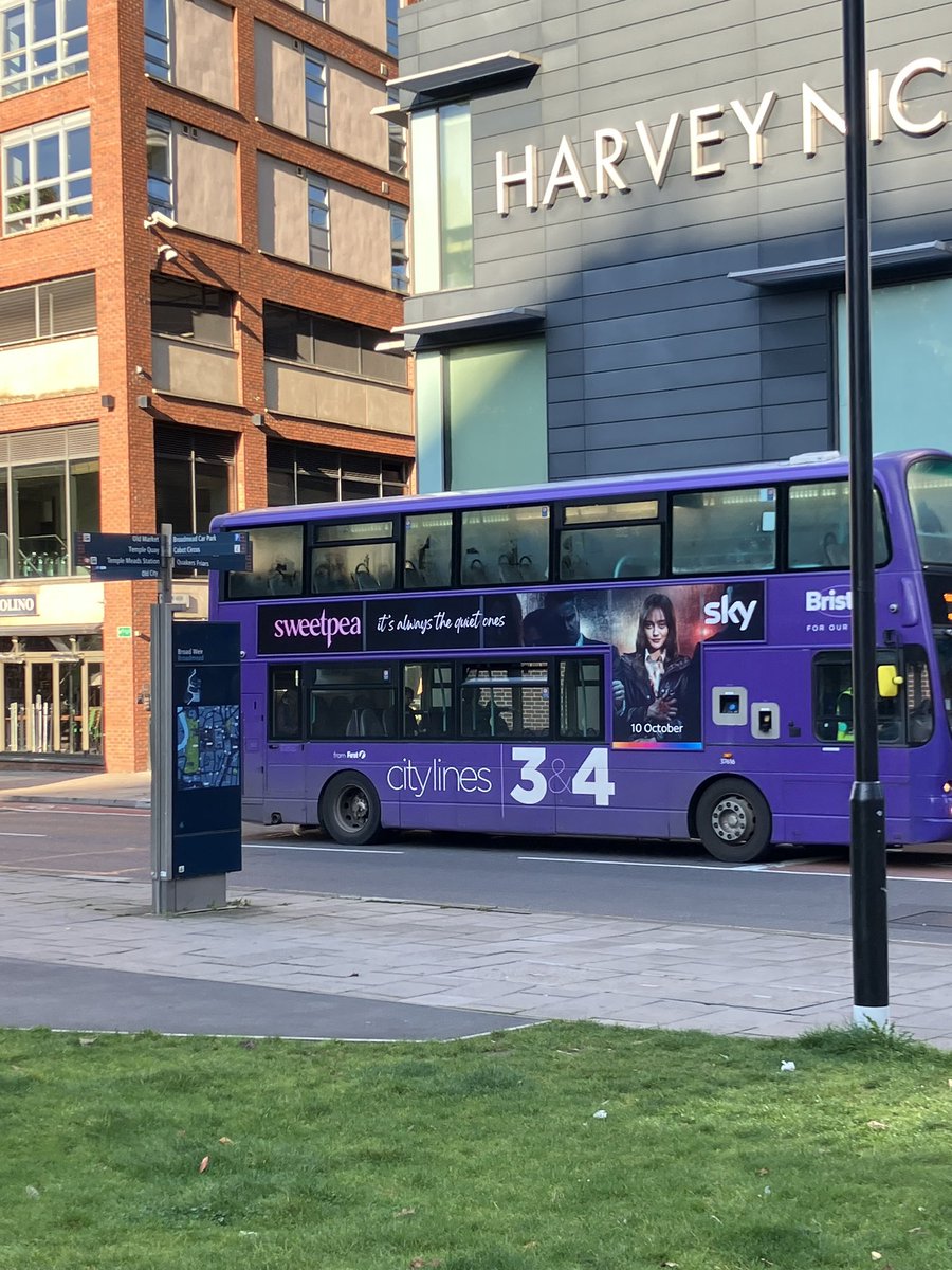 Spotted in Bristol <a href="/CJSkuse/">С.J. Skuse</a> 💐🔪