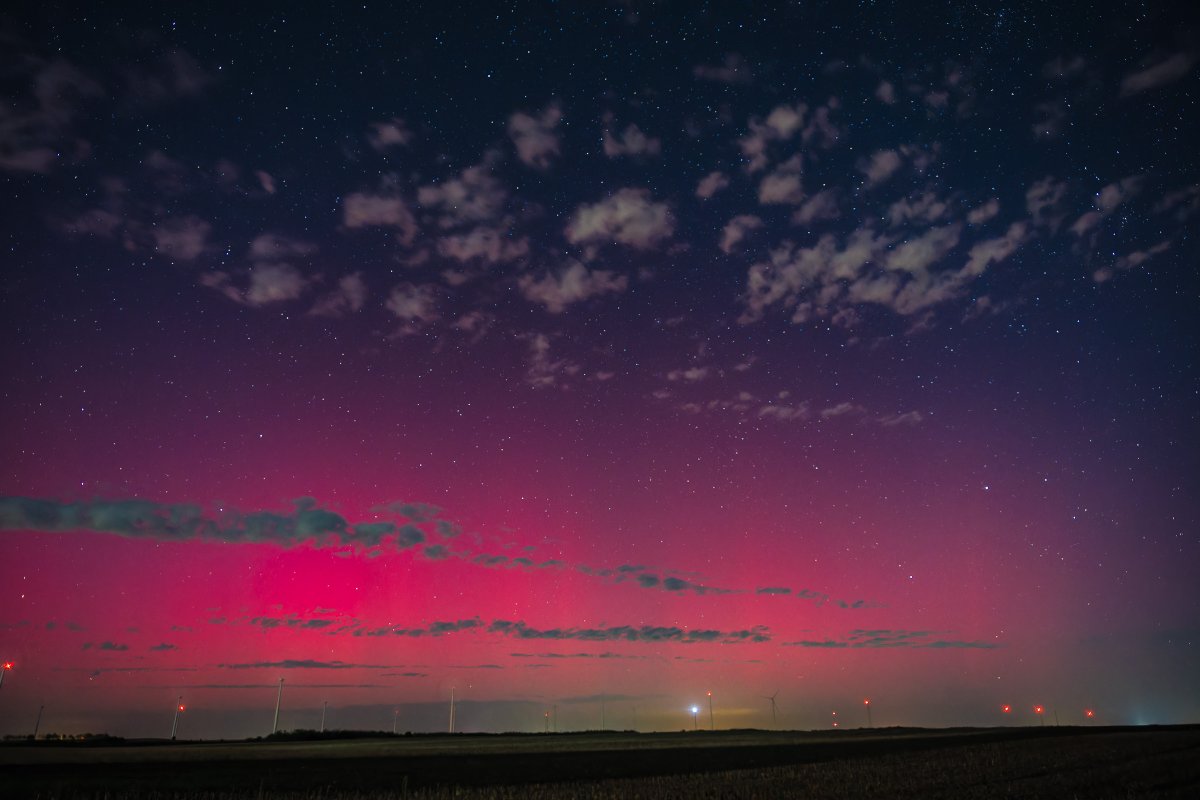 nevremeteam's tweet image. More stuff from yesterday's aurora in central Serbia
@JAtanackov
@Hailz_Serbia