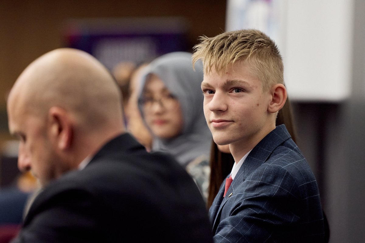 Aliaksandr Piatrou, a 15-year-old boy from Belarus, has won🥇place in the UPU’s 53rd International Letter-Writing Competition #ILWC.

The competition, organized with <a href="/UNICEF/">UNICEF</a> &amp; <a href="/UNESCO/">UNESCO 🏛️ #Education #Sciences #Culture 🇺🇳</a>, drew entries from over 1.6 million children across 50 countries🌍

bit.ly/4eXXpjZ