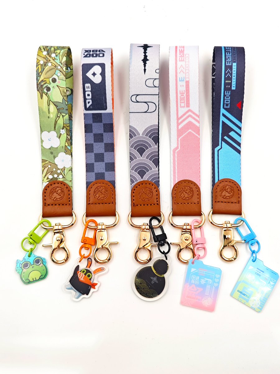 CulturalKrell's tweet image. Thanks to @allenerie for supporting our custom service, each wrist strap is very beautiful, and also comes with acrylic keychain. If you have customized requirements, please contact us.
#merch #customize #wristband #art #Lollipopins #fypシviral #acrylic #keychain