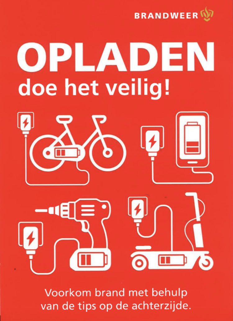WBW_Laren's tweet photo. Brandpreventie weken. Thema: Opladen doe het veilig! https://t.co/RbU7qlKAkP