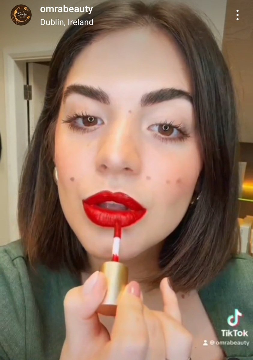 omrabeauty's tweet image. Jane Iredale Lip Stain 💋 in "Longing".

#lipstick #lipstain #redlips #mua #janeiredale #mineralmakeup #makeup #redlipstick #Beauty #dublinsalon #makeupsalonoftheyear #pbhjawards #hairandbeautyawards