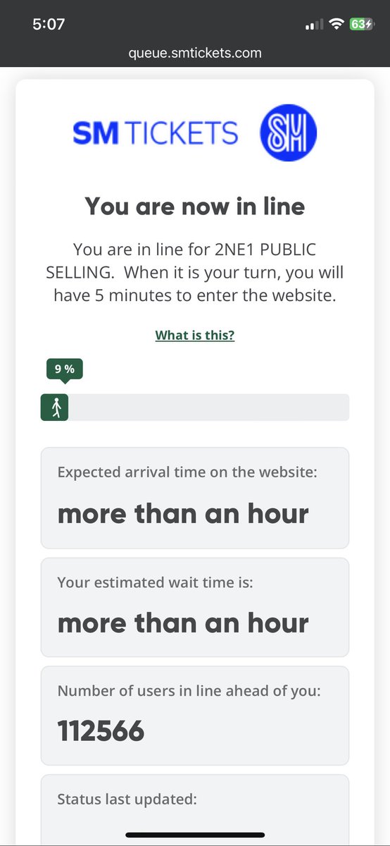 chriszlchye's tweet photo. ANO TO REMEMBRANCE NG KABIGUAN NA MAKA SECURE NG TICKETS HAHAHAHA TINATAWA KO NA LANG TALAGA.. #2NE1_WELCOMEBACKinManila https://t.co/7QuekXdHIy