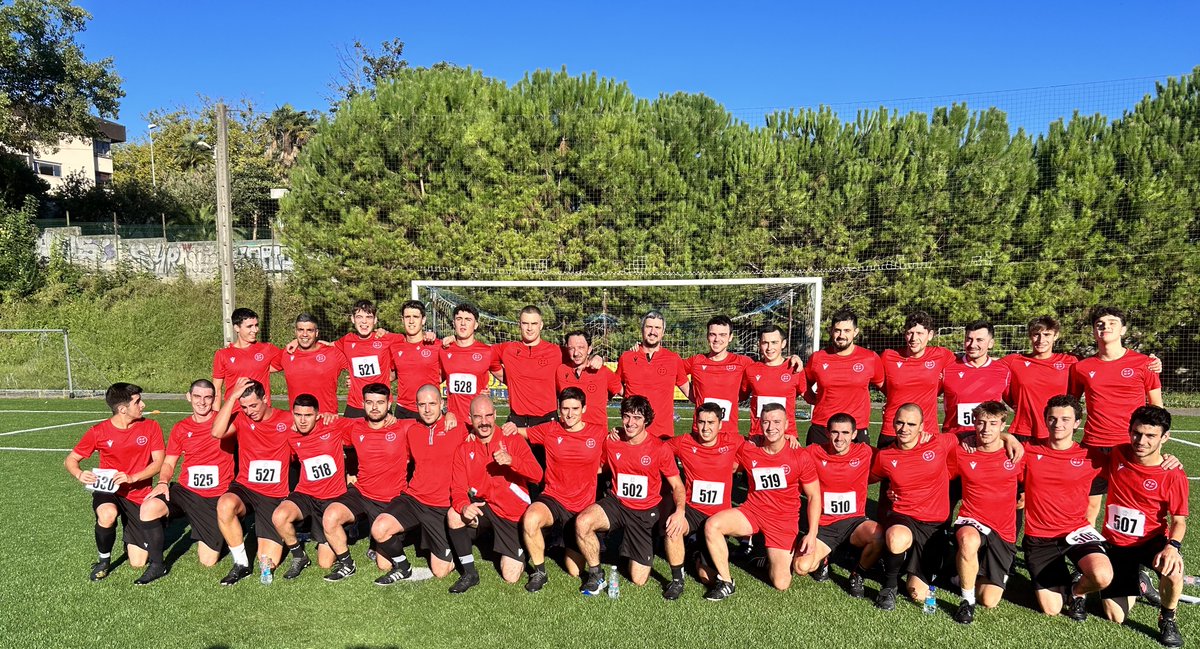 gipuzkoafutbola's tweet photo. ⚖️ 𝐄𝐏𝐀𝐈𝐋𝐄𝐄𝐍 𝐍𝐀𝐙𝐈𝐎𝐀𝐑𝐓𝐄𝐊𝐎 𝐄𝐆𝐔𝐍𝐀

Gaurkoan gure epaile eta laguntzaile guztiak zoriondu nahi ditugu astebururo egiten duten lanagatik 💪

En el Día Internacional del Árbitro/a queremos felicitar al colectivo arbitral por el trabajo que realizan cada jornada💪 https://t.co/CFRhGkfH8S