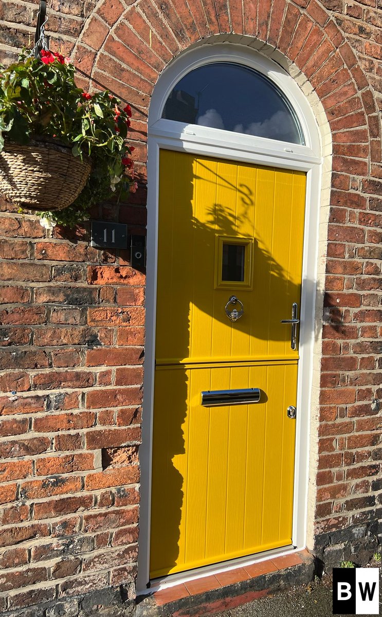 The Black and White Window Co tweet media