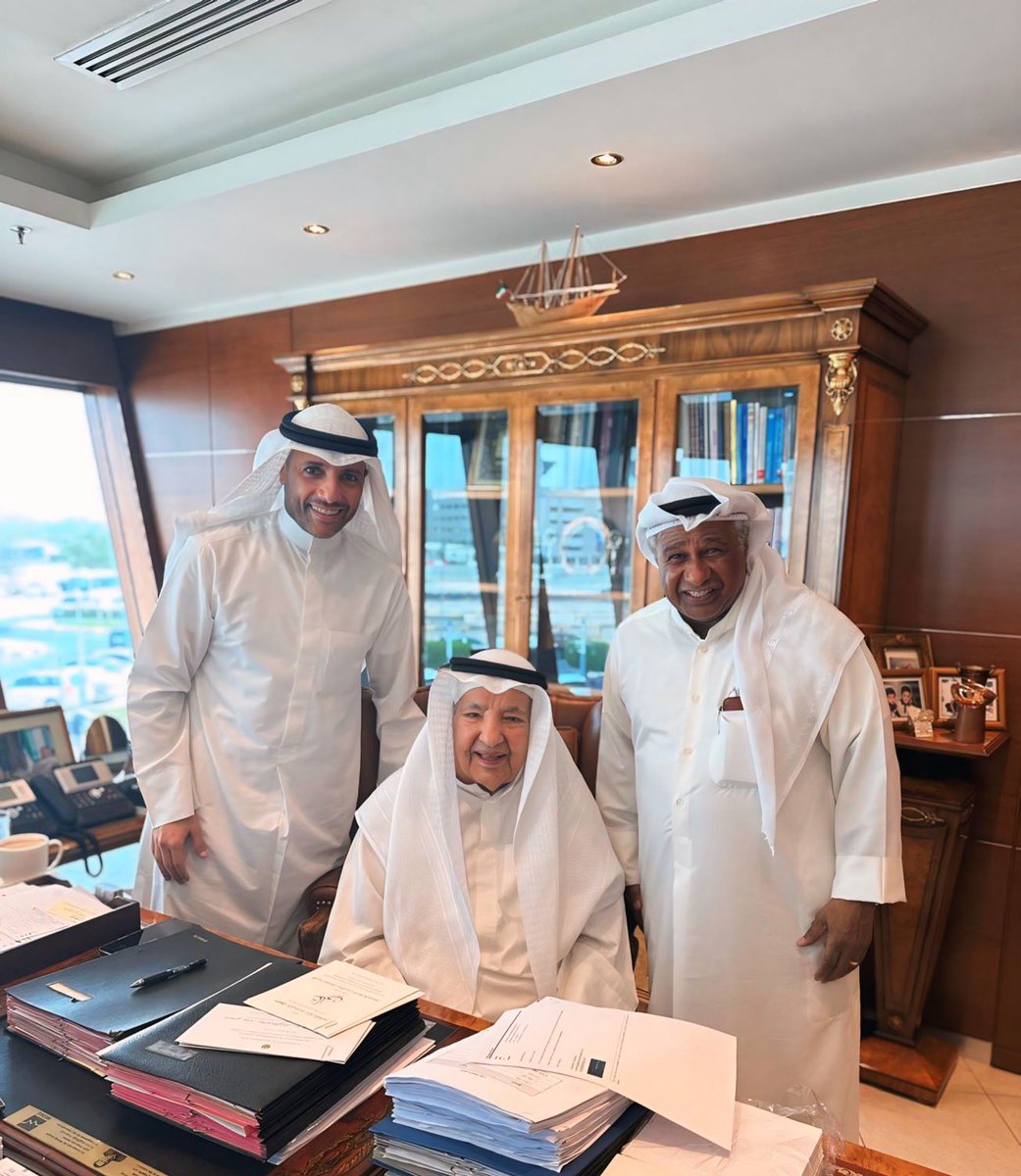 MarzouqAlghanim's tweet photo. اللهم في هذه الجمعة المباركة أسألك أن تحفظ لي والدي وأن تطيل في عمره على طاعتك. اللهم ارزقه الصحة والعافية، واجعل الابتسامة لا تفارق وجهه، وبارك له في كل خطوة يخطوها. اللهم اجعلني سببًا في سعادته، واغفر له وارحمه كما رباني صغيرًا، وأجعل أيامه مليئة بالخير والبركة. آمين.

#علي_الغانم 
#سعد_الحوطي