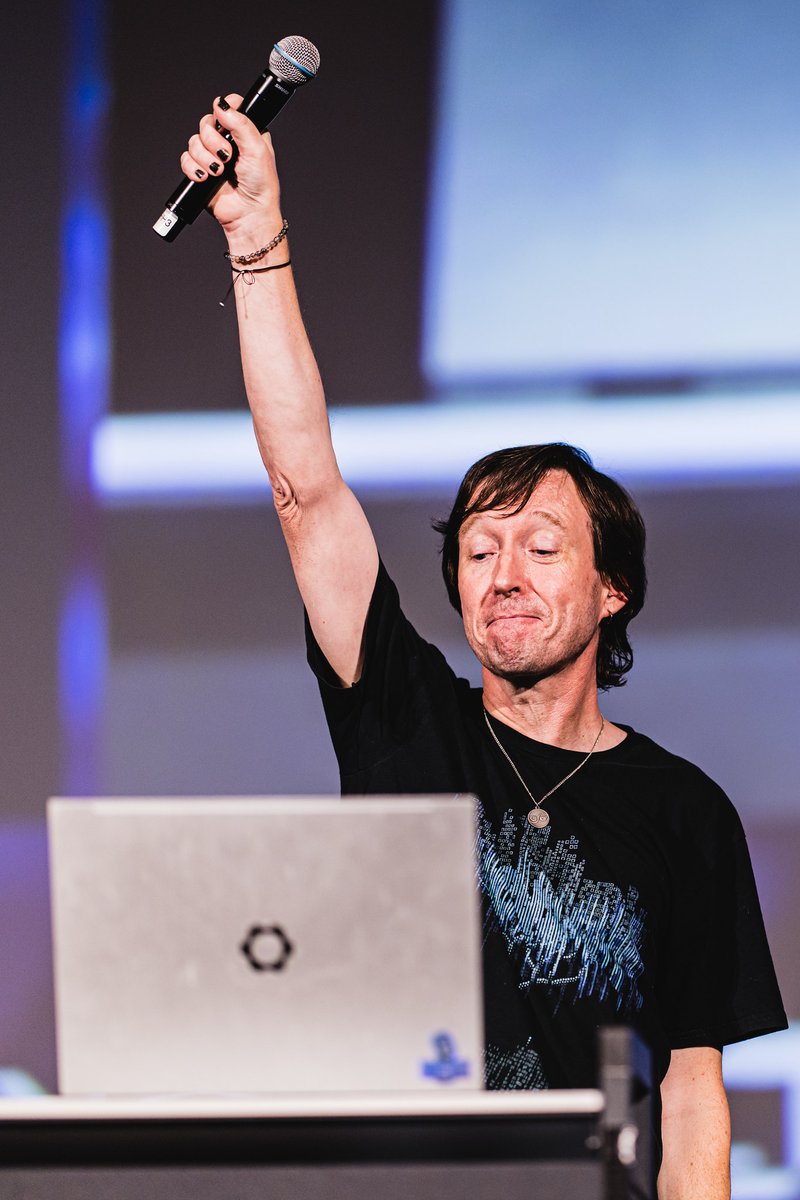 Devoxx's tweet image. 🎤 📸 👍🏼 #Devoxx #Belgium