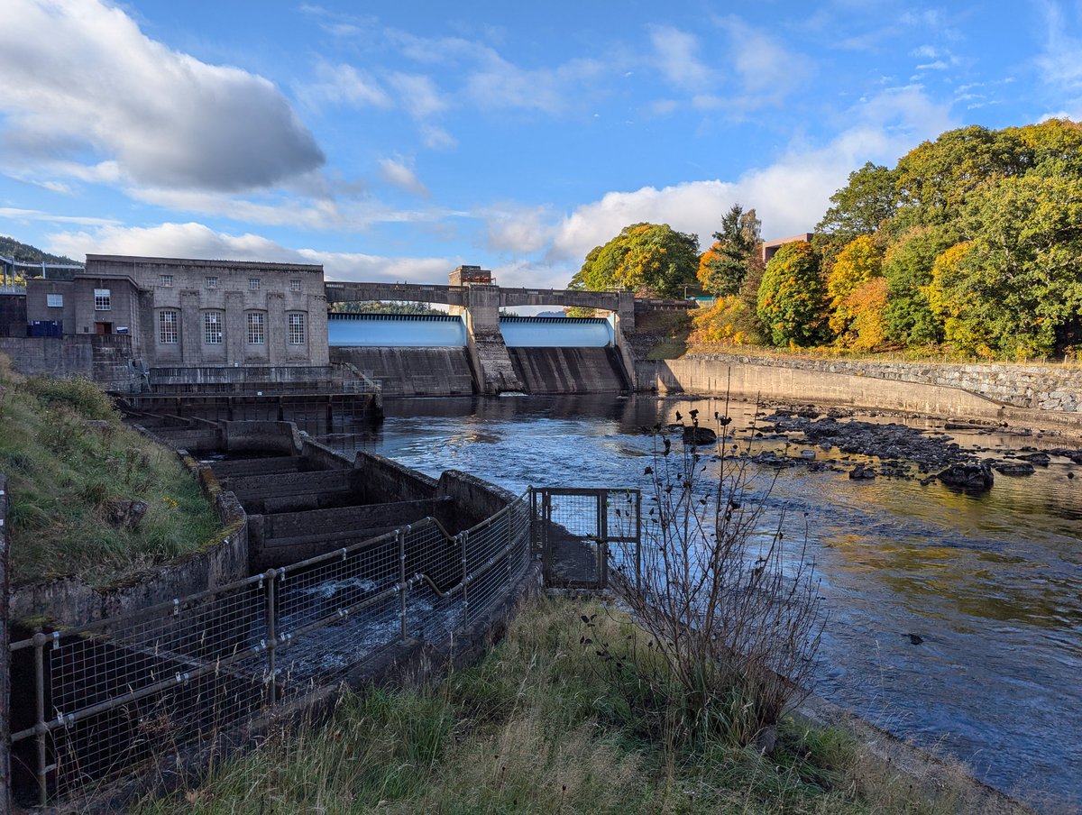 Abertay Civil & Environmental Engineers (@abertaycivil) on Twitter photo Another fab field day with our <a href="/AbertayUni/">Abertay University</a> #civil & #environmental #engineering students. Yesterday 2nd year class and some grad students visited the #River #Tay catchment with Dr Wade <a href="/RebeccaCarrotte/">Dr Rebecca Wade</a> & Prof Akunna to examine structures, landuse, hydro power, rivers & more. Another fab field day with our <a href="/AbertayUni/">Abertay University</a> #civil & #environmental #engineering students. Yesterday 2nd year class and some grad students visited the #River #Tay catchment with Dr Wade <a href="/RebeccaCarrotte/">Dr Rebecca Wade</a> & Prof Akunna to examine structures, landuse, hydro power, rivers & more.