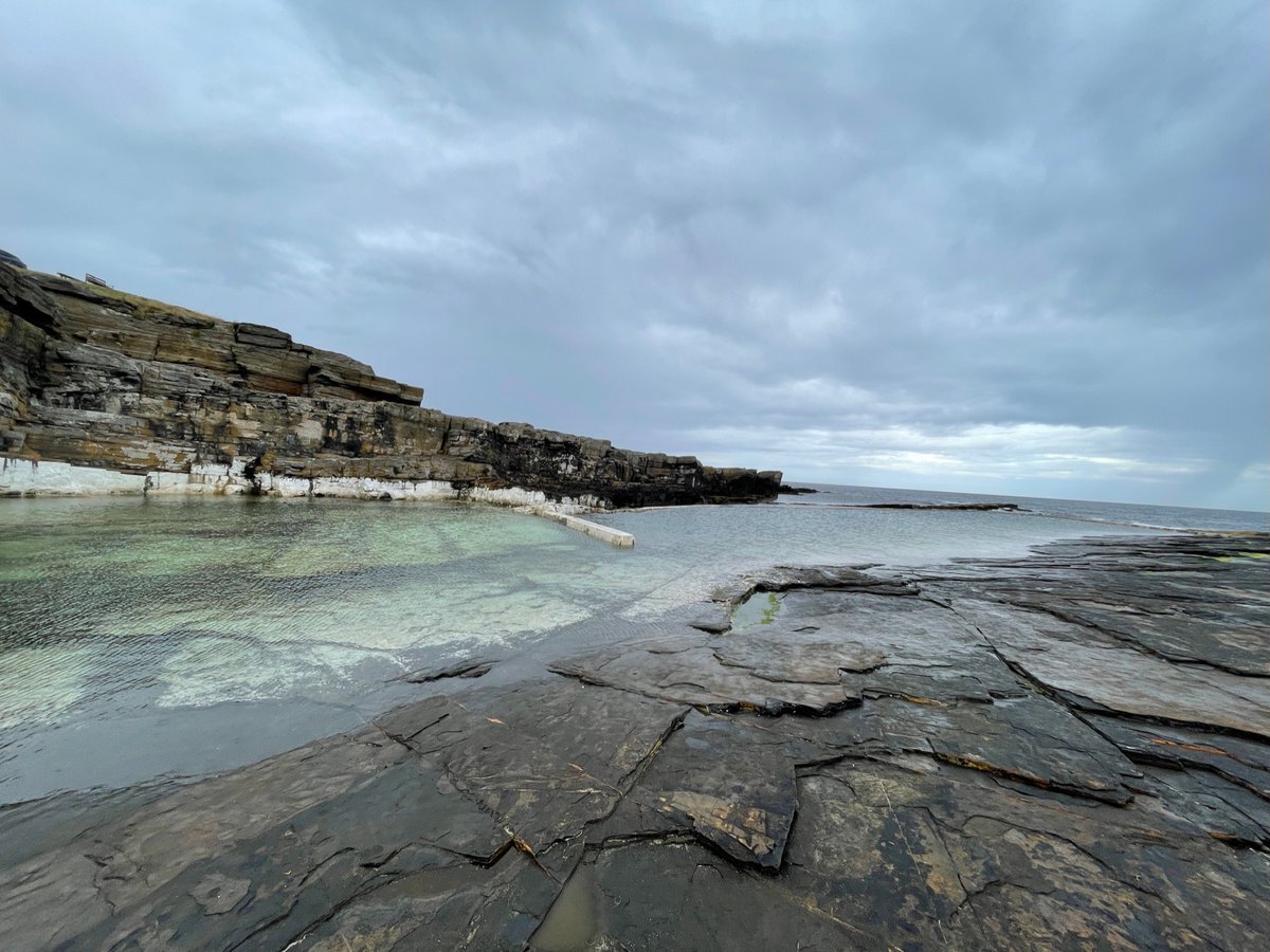 Tour Spotlight — Tidal Pools Tour

It was a delight collaborating with <a href="/freyabromley/">Freya</a> to launch this tour based on her acclaimed book, The Tidal Year. 

For more details: curiousedinburgh.org/tidal-pool-tou…

#Edinburgh #Scotland #Swimming