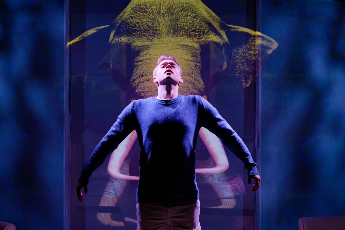WaterlooEast Theatre 💙 🏴 (@waterlooeast) on Twitter photo Production shots from THE ELEPHANT IN THE ROOM now playing <a href="/WaterlooEast/">WaterlooEast Theatre 💙 🏴</a> until Oct 27
Bookings: waterlooeast.co.uk
<a href="/JonMSimpson/">Jonathan Simpson</a> <a href="/the_ocular/">The Ocular Creative</a> Production shots from THE ELEPHANT IN THE ROOM now playing <a href="/WaterlooEast/">WaterlooEast Theatre 💙 🏴</a> until Oct 27
Bookings: waterlooeast.co.uk
<a href="/JonMSimpson/">Jonathan Simpson</a> <a href="/the_ocular/">The Ocular Creative</a>
