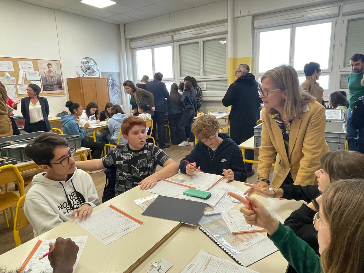 anne bisagni tweet media