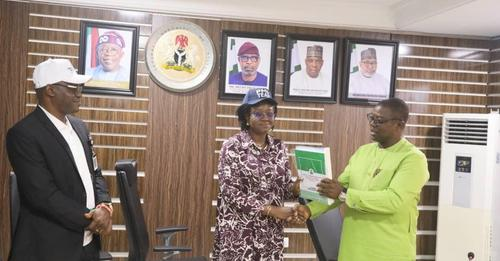 radionigeriahq's tweet image. The Mineral Sector Support for Economic Diversification (MinDiver) #Project has been transferred to the @Solid_Min_Dev.

#miningsector #nigeria #RadioNigeria

radionigeria.gov.ng/2024/10/11/min…