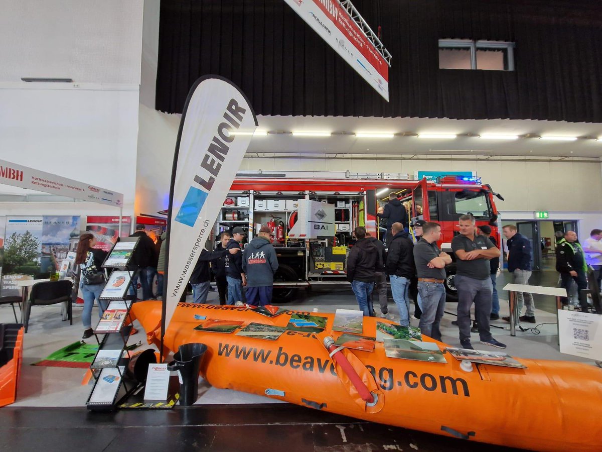 🚨 FLORIAN Messe Dresden 2024 🚒

FLORIAN is a specialized trade fair for fire services, #civilprotection and #disastermanagement. @ASTRIALGmbH is representing <a href="/SYNERGISE_EU/">SYNERGISE</a>. Check out insights from the event!📸 🚁 🛥️ 🚑

#crisis #searchrescue #urban #incidentmanagement #disaster