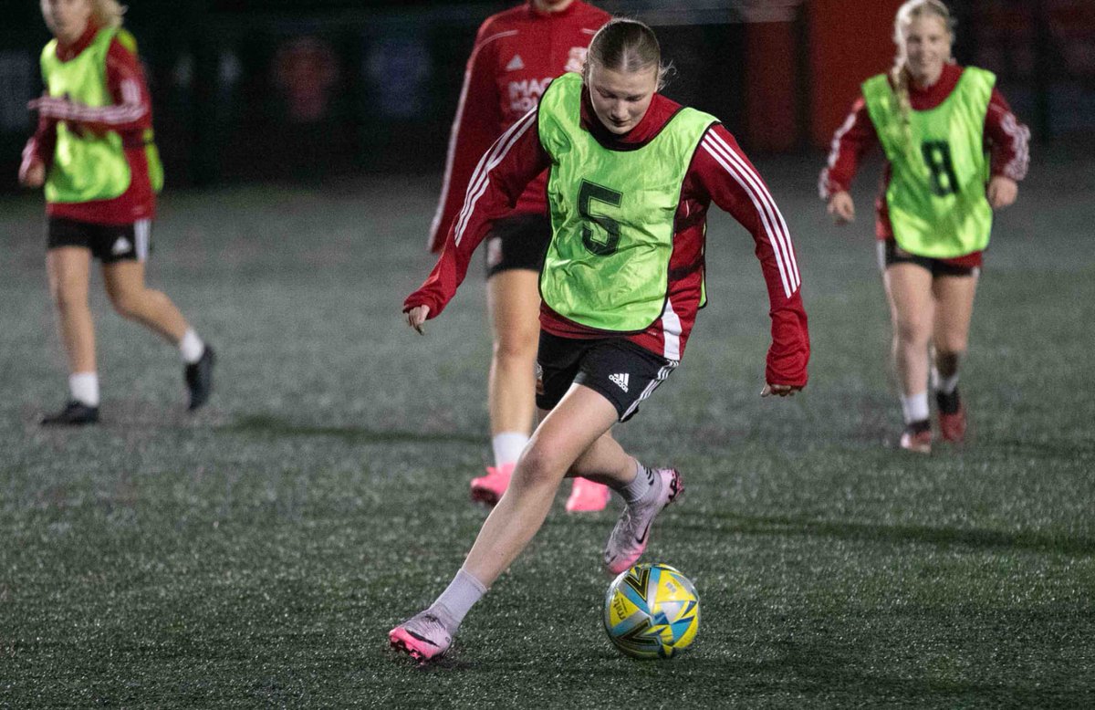 Swindon Town Women Football (C)lub tweet media