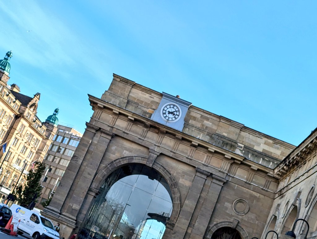 Graham Soult FIPM (@soult) on Twitter photo The clock at #Newcastle Central Station has been stuck at ten-past nine for more than *two years*.
How hard is it to make a clock tell the correct time? And why does no-one seem to care?
<a href="/LNER/">London North Eastern Railway</a> <a href="/ChronicleLive/">The Chronicle</a> The clock at #Newcastle Central Station has been stuck at ten-past nine for more than *two years*.
How hard is it to make a clock tell the correct time? And why does no-one seem to care?
<a href="/LNER/">London North Eastern Railway</a> <a href="/ChronicleLive/">The Chronicle</a>