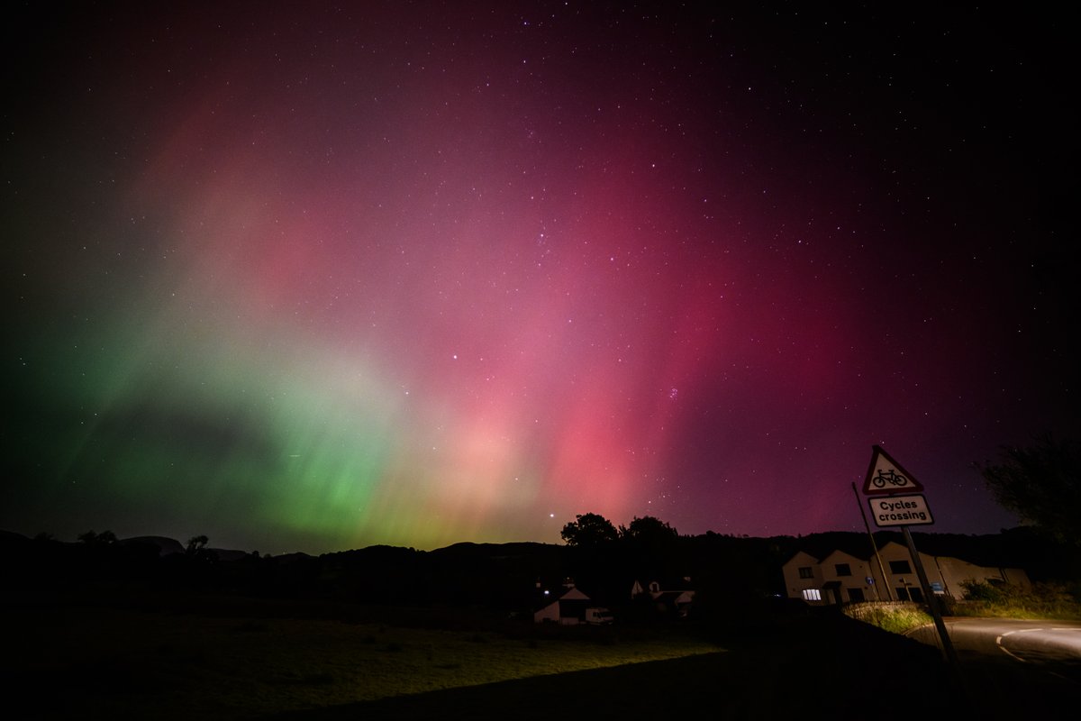 dmrippin's tweet photo. Some aurora shots over and around Hawkshead last night. #Hawkshead #VisitHawkshead #LakeDistrict @lakedistrictnpa @LakesCumbria @PictureCumbria @CumbriaWeather @OPOTY @golakes @TheLakesGuide @hiddencumbria @ShowcaseCumbria #OPOTY #rpslandscape #TheLakelanders #PhotoRippin https://t.co/1YYOX8ubf5