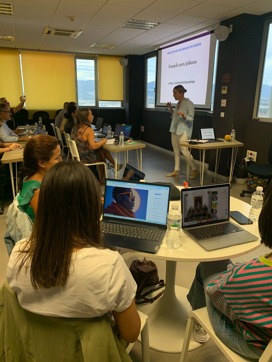 CmMalaga's tweet photo. ¡Gran jornada ayer en nuestro evento de Marketing e IA! 🎉

Gracias a todos los asistentes y a Fabiana Aguilar por mostrarnos cómo la IA está transformando el marketing. 🙌 Además, pusimos en práctica imágenes generadas con IA gracias a @Freepik. 🚀

#MarketingConIA #Martech2024 https://t.co/olNc9Dt66z
