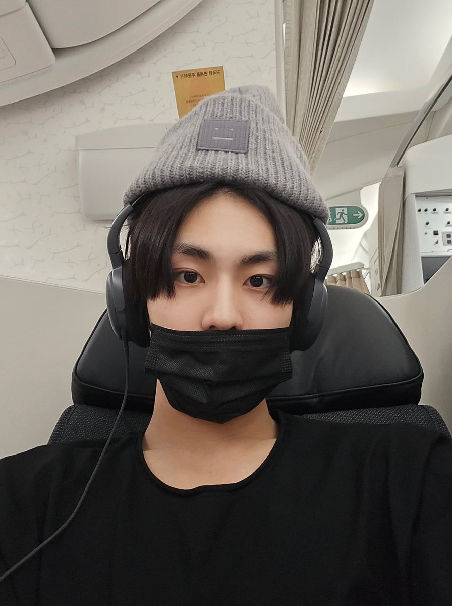 enhypenweverse's tweet photo. [ #정원's Post ] 241011

#JUNGWON: 🥰

@ENHYPEN_members @ENHYPEN #ENHYPEN #엔하이픈 https://t.co/bPma5NKv5F
