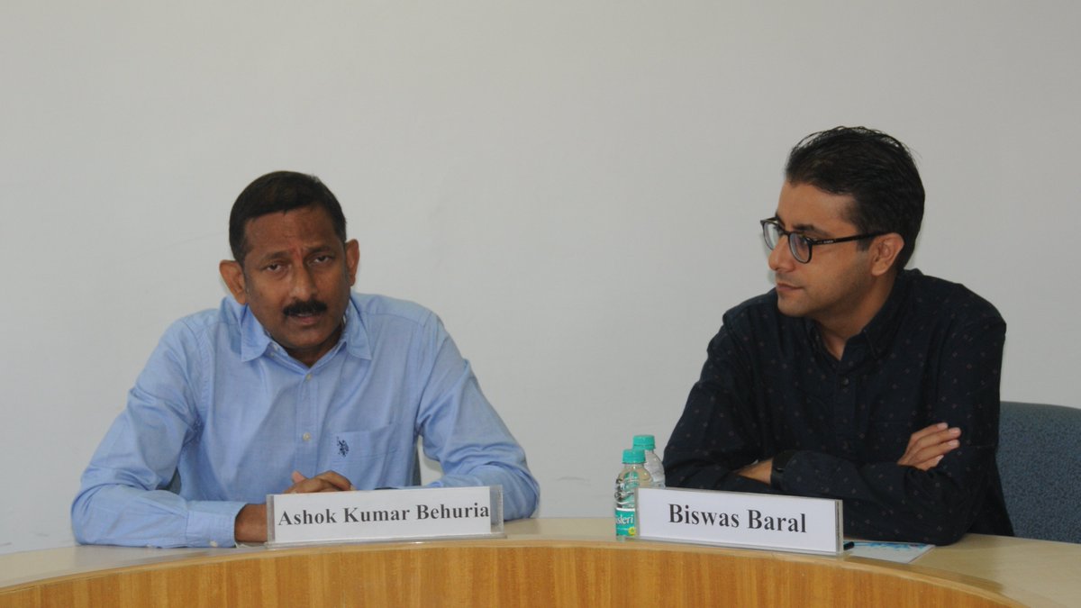 IDSAIndia's tweet photo. The South Asia Centre organised an interactive session with @biswasktm , Editor in Chief, Kathmandu Post. There was an exchange of views on the internal politics of Nepal and the trajectory of #IndiaNepal relations. https://t.co/Jap39sU1qw