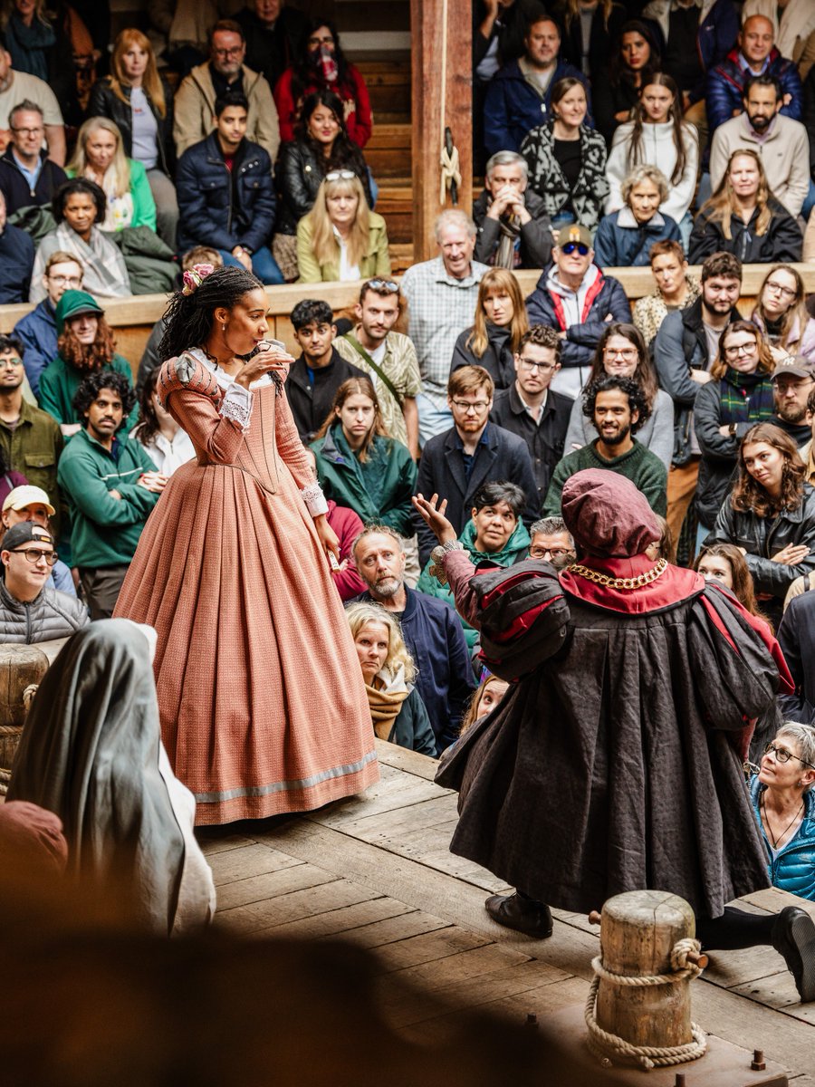 The_Globe's tweet photo. Am I in earth, in heaven, or in hell?
Sleeping or waking, mad or well-advised?
#TheComedyofErrors plays in the Globe Theatre until 27 October.
🎟️ https://t.co/J3FwlKdeNv
📸 Leora Bermeister https://t.co/oo5xkW7rlJ