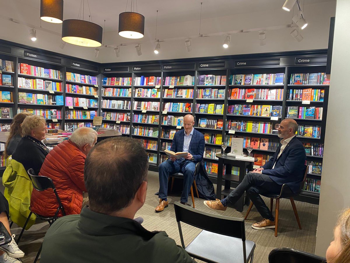 RossGWhite's tweet photo. Thanks to the staff at @wstonesbelfast for hosting an ‘in conversation’ event with me to celebrate the launch of #TheTreeThatBends. Grateful to @ciaranjkearney for his excellent compèring. #BeMoreTree 🌳 https://t.co/NhSyXw5s0y
