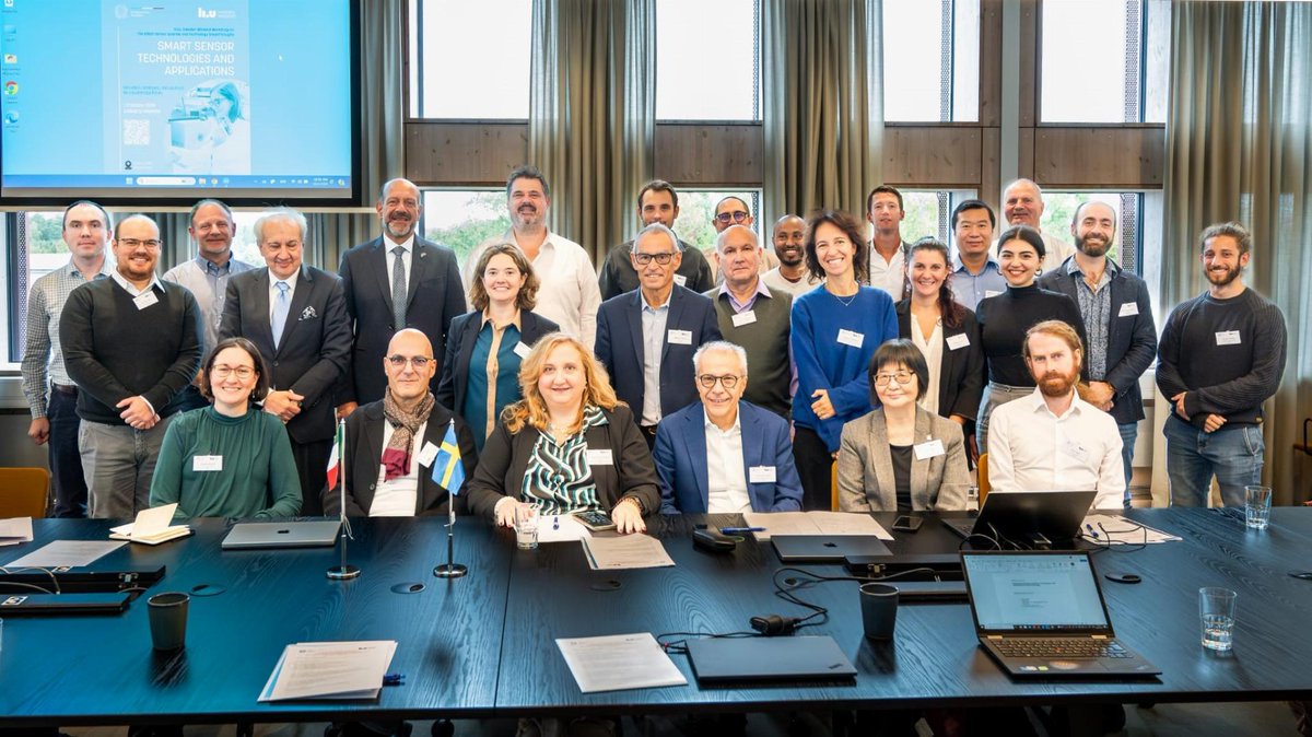 ISMN CNR (@ismncnr) on Twitter photo Workshop bilaterale Italia-Svezia sulle “Tecnologie e Applicazioni dei Sensori Intelligenti”, la partecipazione del primo ricercatore Ismn-Cnr Maria Rosaria Plutino
<a href="/CNRsocial_/">CNR Consiglio Nazionale delle Ricerche</a>
Leggi la news 👇
ismn.cnr.it/2024/10/11/wor… Workshop bilaterale Italia-Svezia sulle “Tecnologie e Applicazioni dei Sensori Intelligenti”, la partecipazione del primo ricercatore Ismn-Cnr Maria Rosaria Plutino
<a href="/CNRsocial_/">CNR Consiglio Nazionale delle Ricerche</a>
Leggi la news 👇
ismn.cnr.it/2024/10/11/wor…