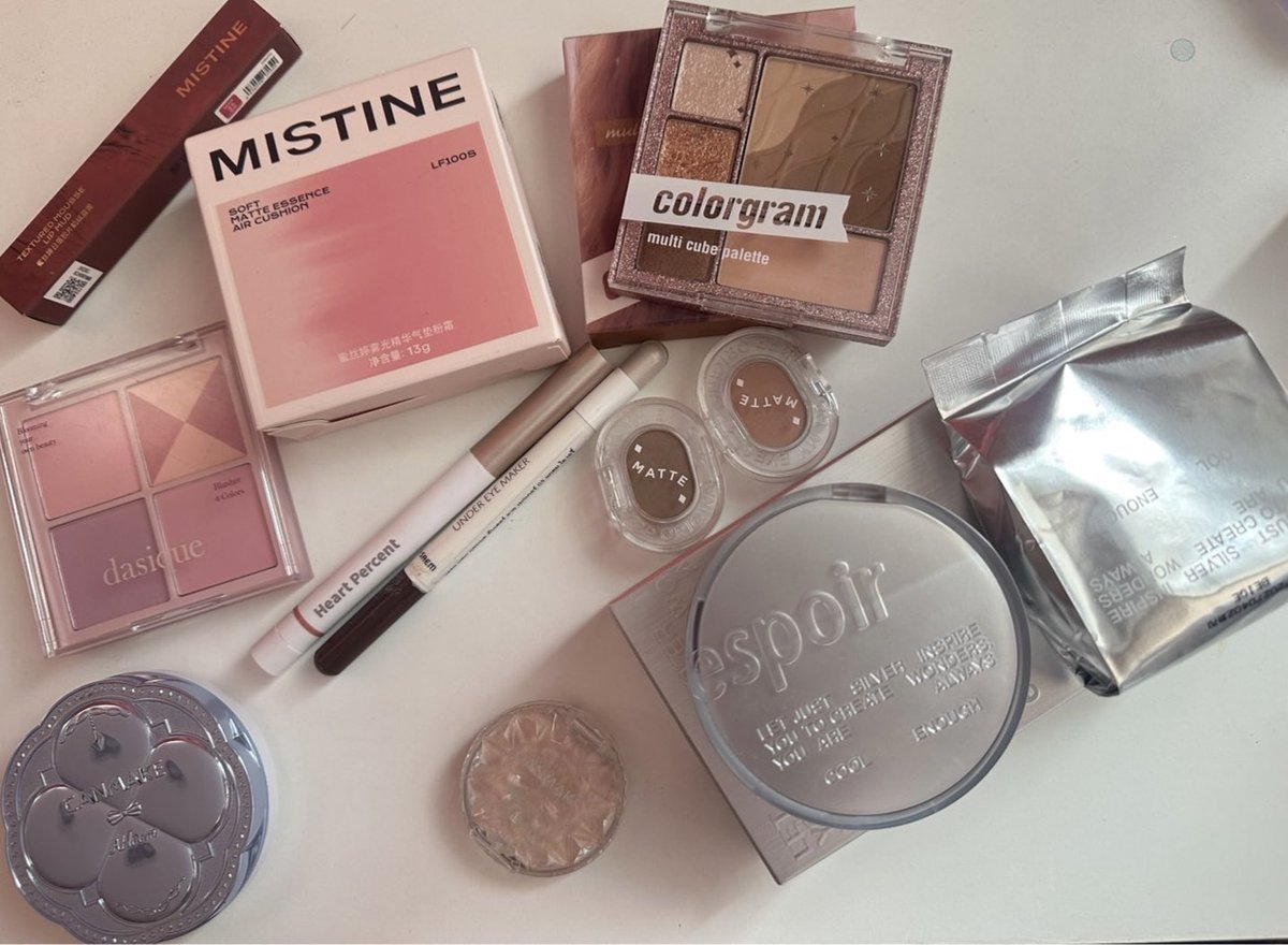 De_oNut's tweet image. ❗️ส่งต่อเครื่องสำอางค์❗️
🫧มีตามในภาพเลยคับ 
 📍ลงวันนี้ 20:00 น.
💝รี+ปัก ลด5บาท💝

#ส่งต่อคสอ #ส่งต่อเครื่องสำอาง #ส่งต่อคสอมือสอง #ส่งต่อเครื่องสําอางมือสอง #ส่งต่อเสื้อผ้า #ส่งต่อเสื้อผ้ามือสอง #ส่งต่อสกินแคร์ #ส่งต่อสกินแคร์มือสอง