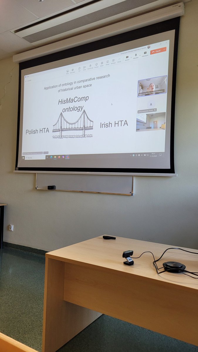 DuzyWieska's tweet photo. Sarah Gearty and @rachelmurphy together with @KatSlomska compared @IHTA_RIA with Polish Historic Town Atlas series with classes from @hismacomp ontology. Extremely interesting work! #Data4History #SpatialHistory https://t.co/zwXpwpv2Tw