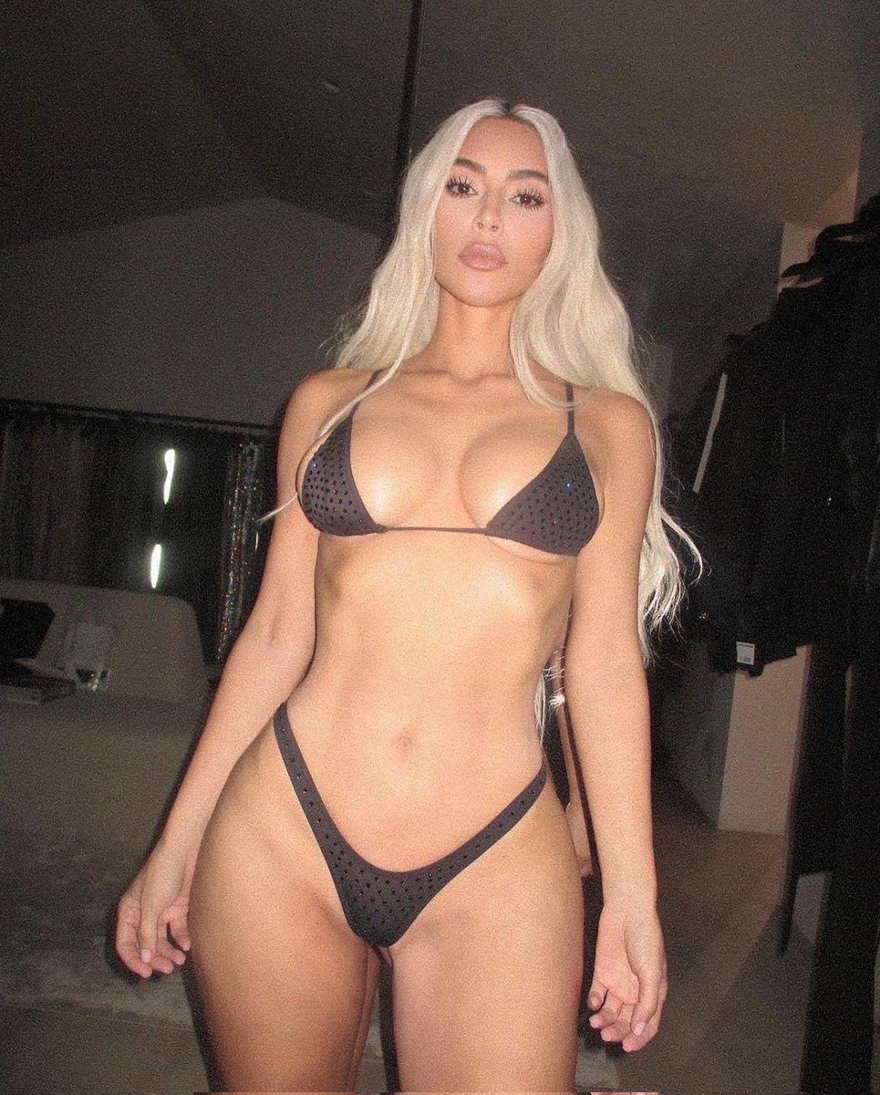 SarahFleet45803's tweet photo. New skims line. What yall think ? Dm I'm replying to my fans opinions 🤪 #horny #celebrity #KimKardashian #roleplay #NSFW #cumtribute #wankchat #cumshot #jerk #wank #goon #feet #fap #fapping #sluts #cumshots #porn #wank #jerkchat #teen https://t.co/iwlKB1gqjX